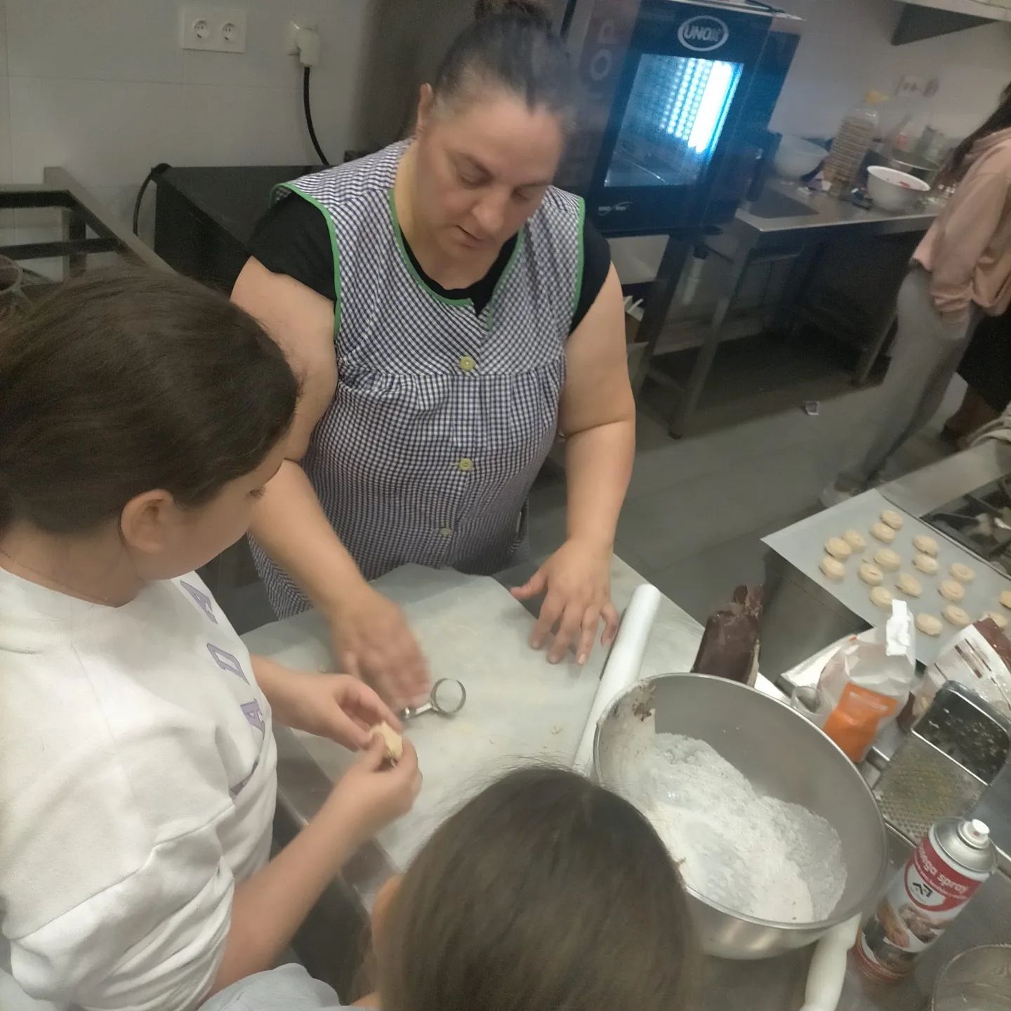   Cocina navideña intergeneracional