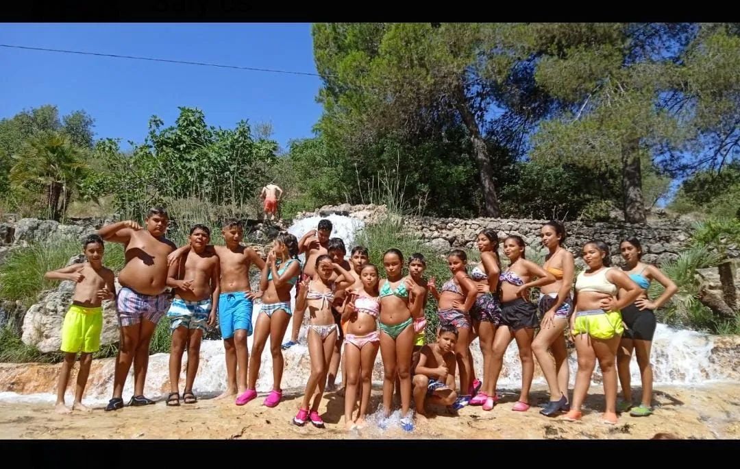  Excursión a al Lago de Anna y actividad de barranquismo