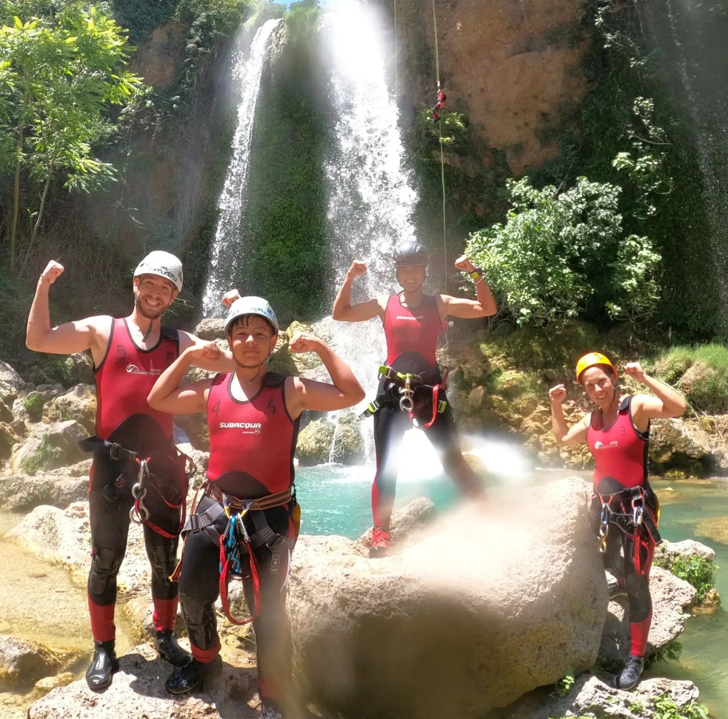  Excursión a al Lago de Anna y actividad de barranquismo