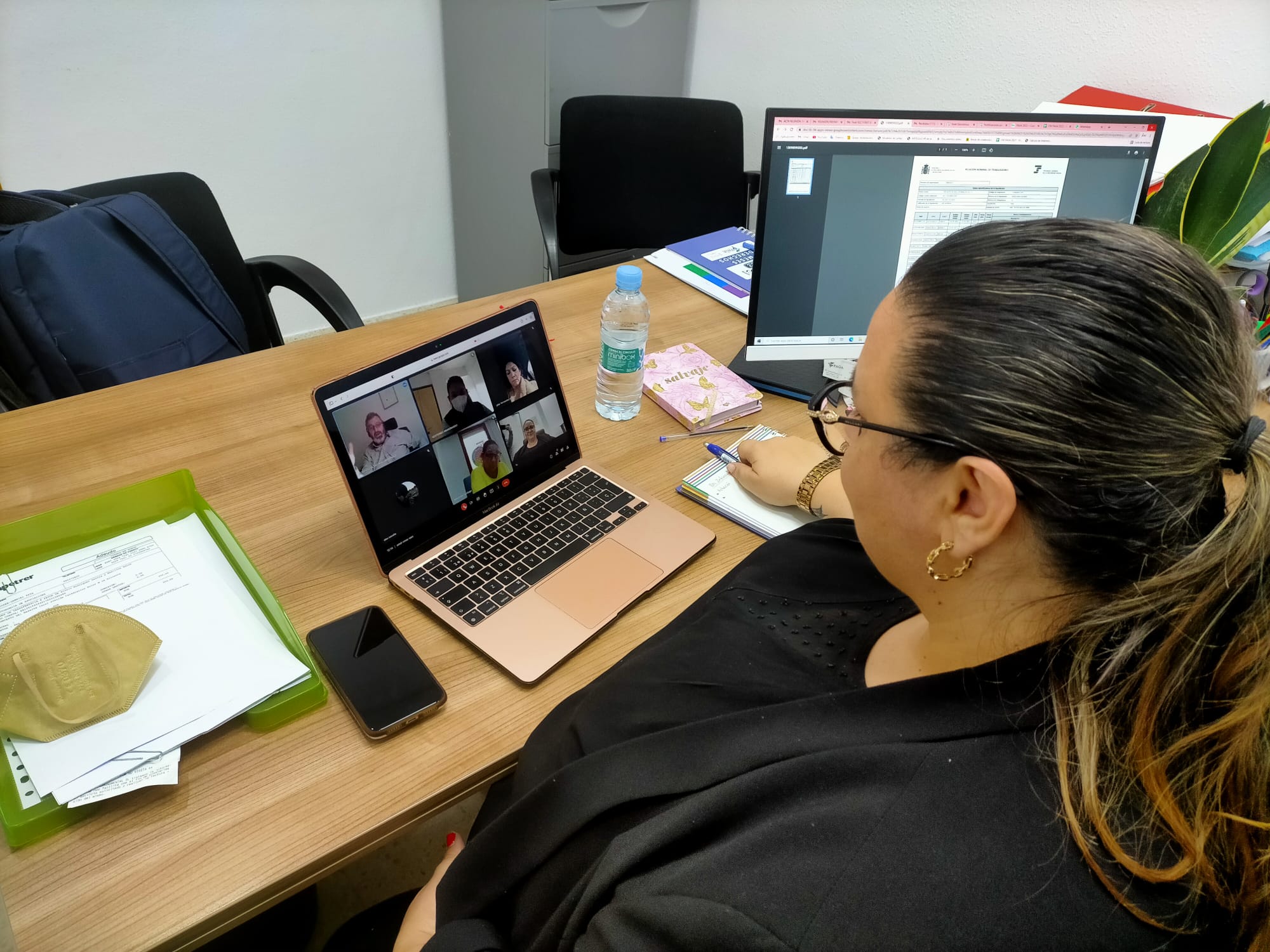  Preparando el acto institucional del Día Internacional del Pueblo Gitano en la UA