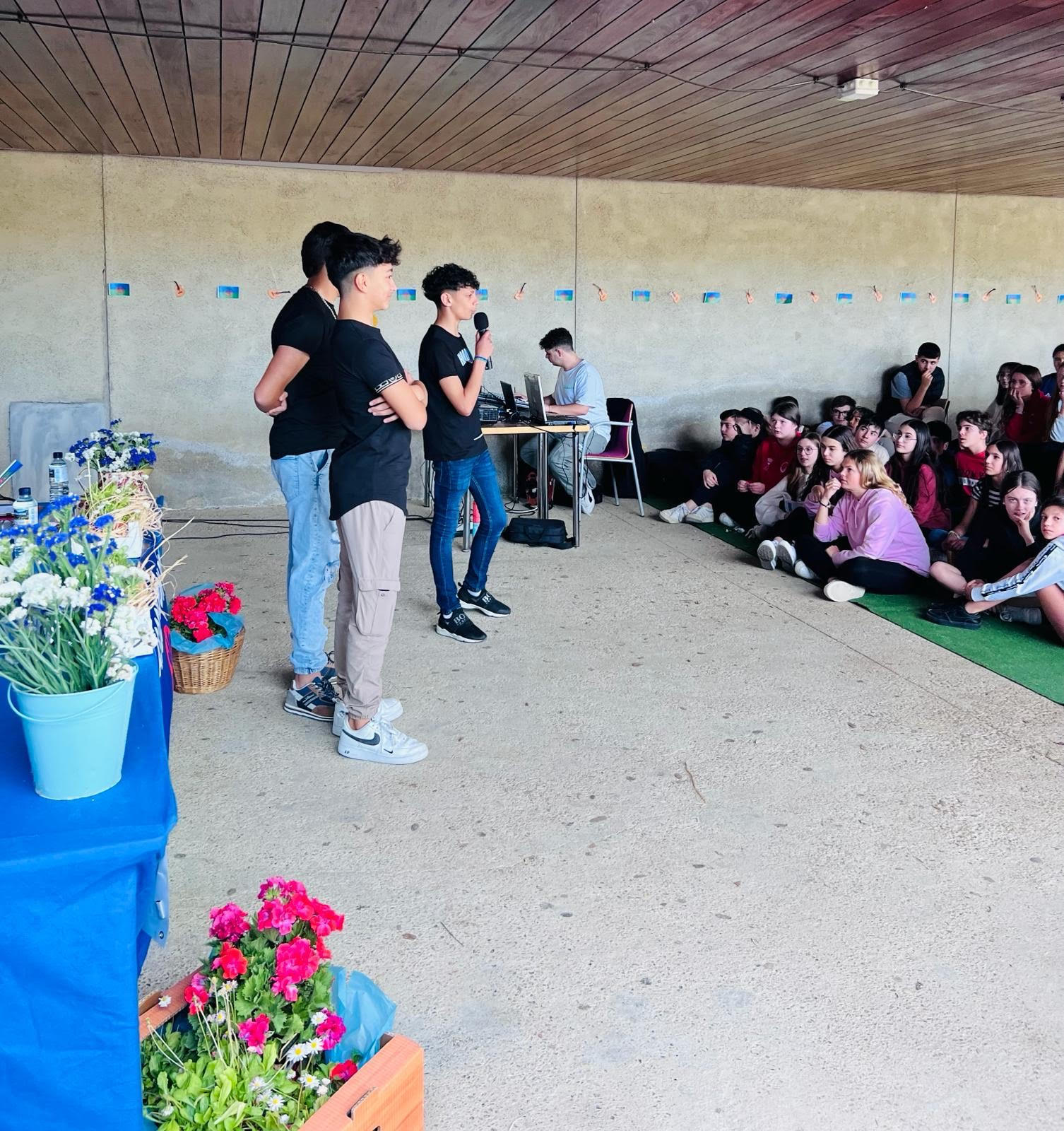  CELEBRACIÓN DEL 8 DE ABRIL EN IES SAN PASCUAL (DOLORES) 