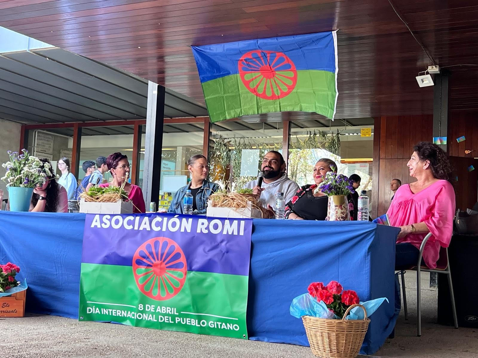  CELEBRACIÓN DEL 8 DE ABRIL EN IES SAN PASCUAL (DOLORES) 