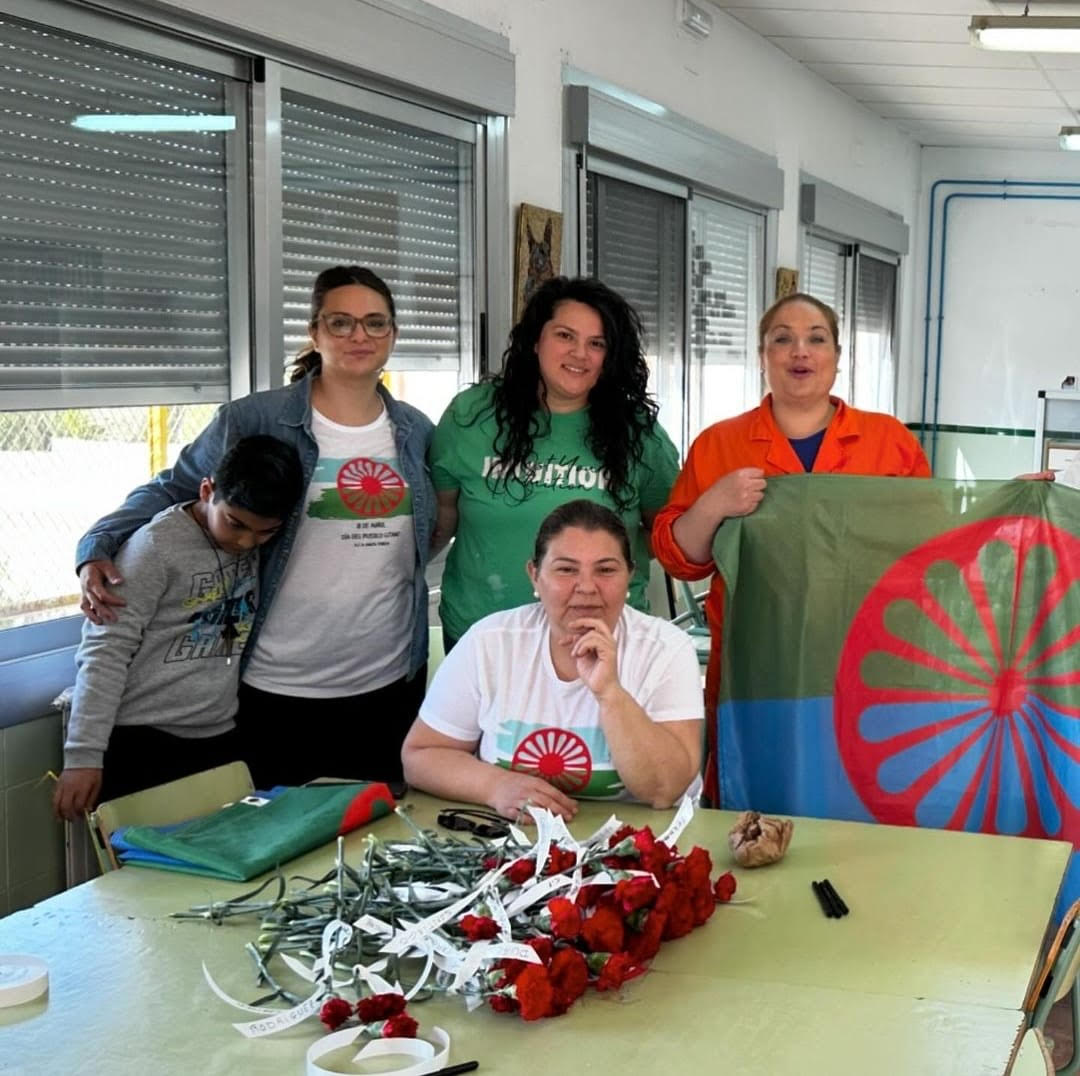  CELEBRANDO EL 8 DE ABRIL EN CEIP SANTA TERESA DE VILLENA  