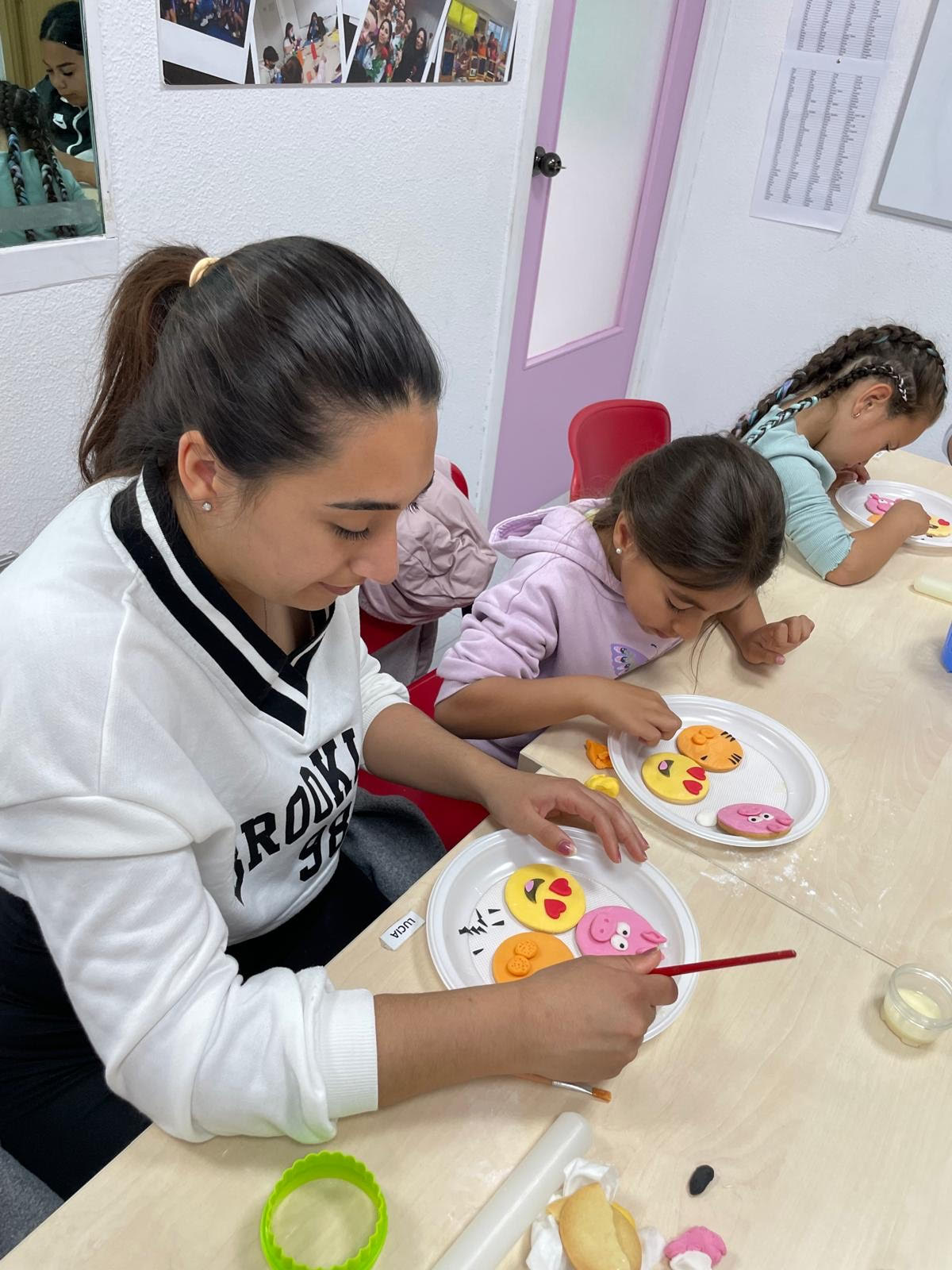  ¡HACEMOS REPOSTERÍA!
