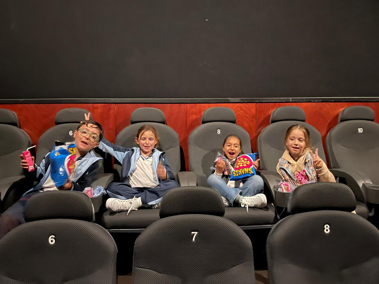  Salida al Cine 
 