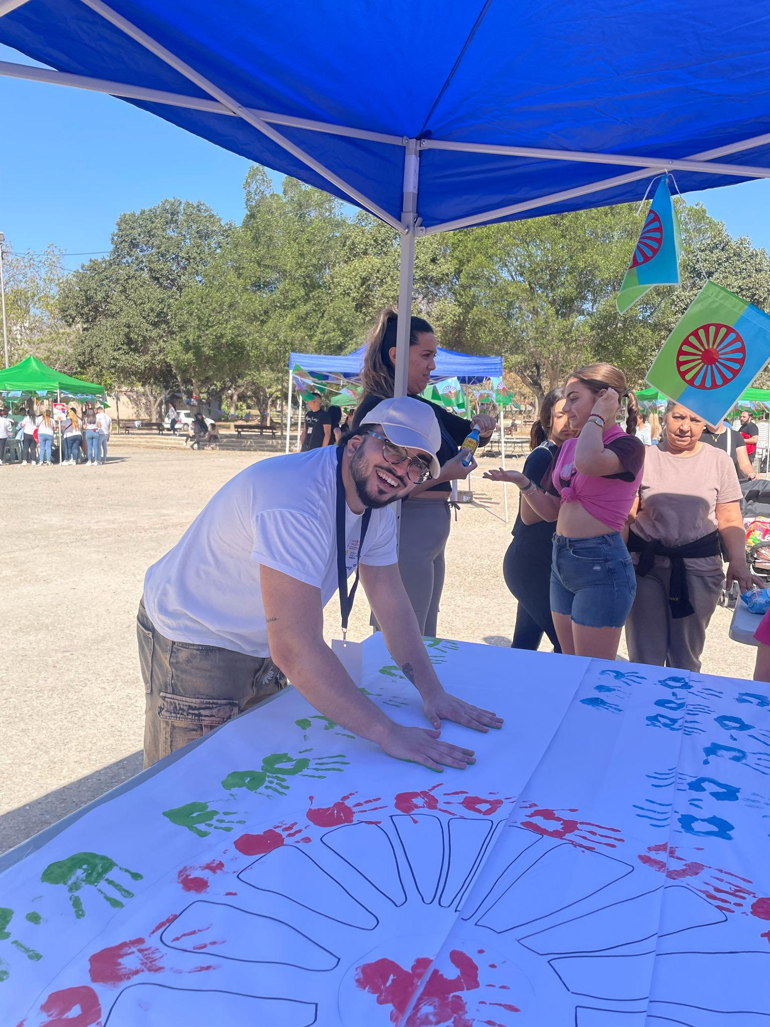  Acto día del pueblo gitano en el parque Lo Morant. 