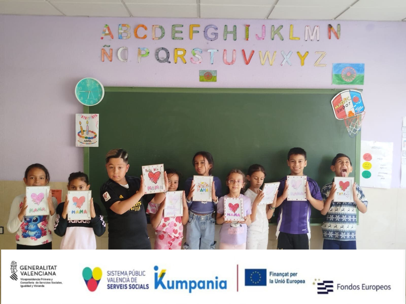  Talleres por el día de la madre con primaria y secundaria
 L 

